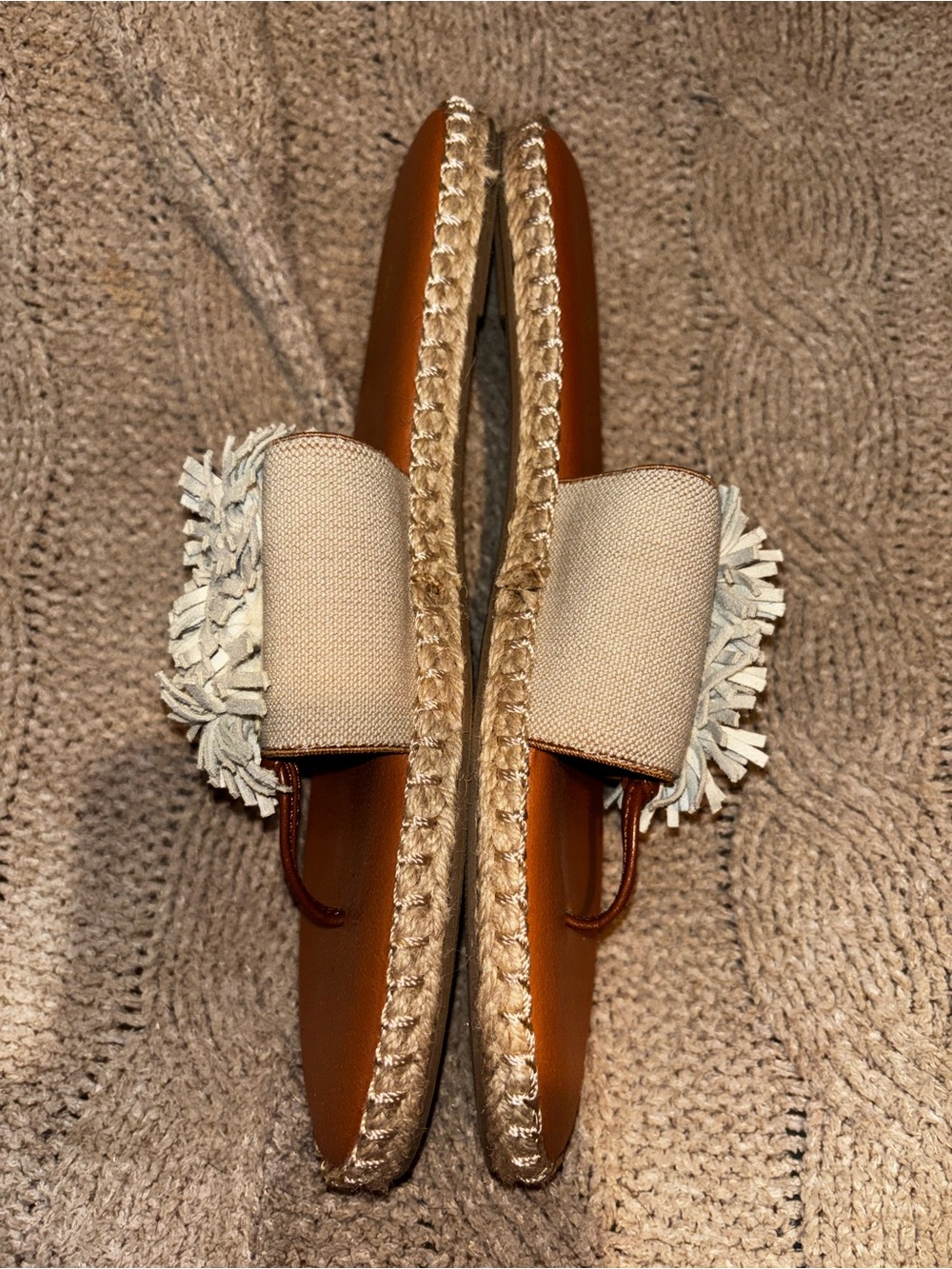 Tommy Bahama Beige Fringe Thong Espadrille Sandals Size 10 - Picture 4 of 5